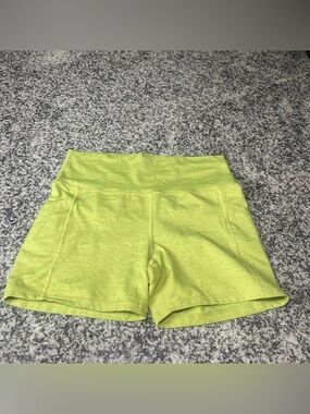 Offline by Aerie Women's The Hugger 5" Inseam Bike Shorts Green Size XL Workout